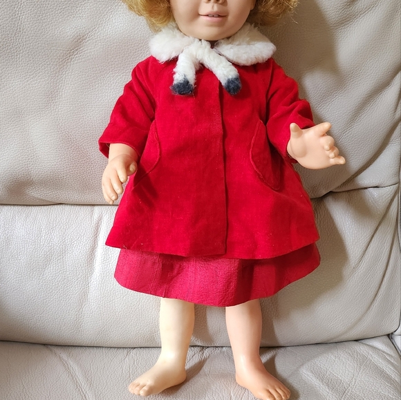Vintage Chatty Cathy Doll (1960's)-INCLUDING CLOTHES-Voice NOT Working - Picture 12 of 13